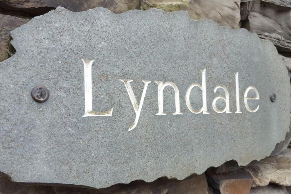 Lyndale Self-Catering Apartment Sleeps 4 温德米尔 外观 照片